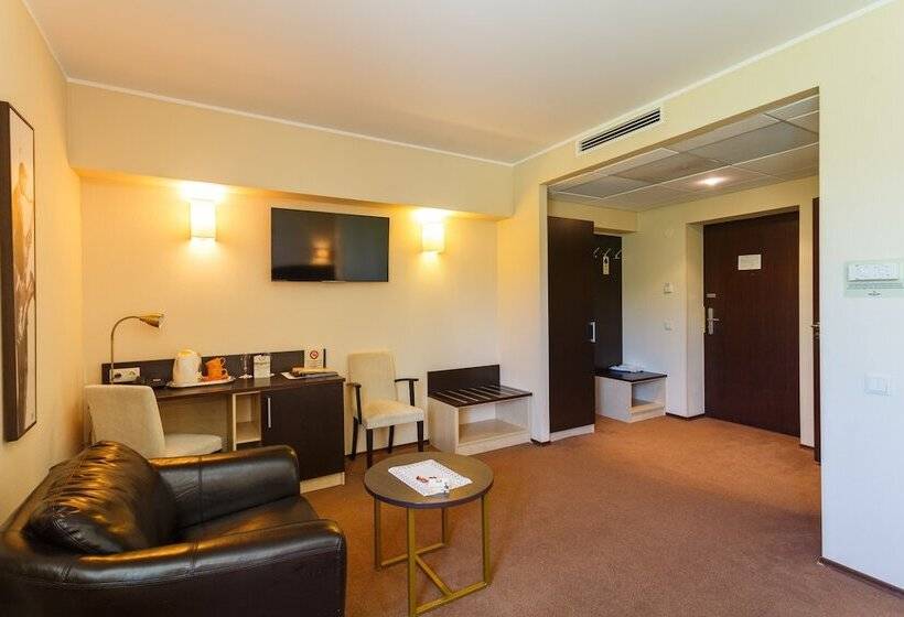 هتل Rocca Al Mare