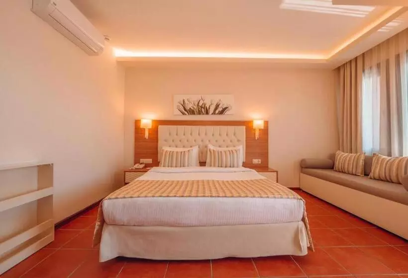 Hotel Sundia by Liberty Suncity