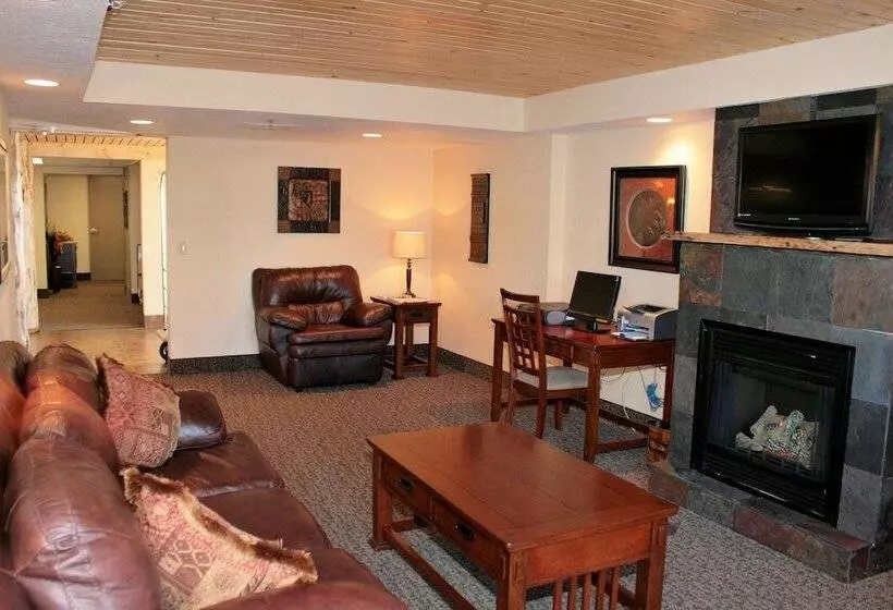 هتل Super 8 By Wyndham Rapid City