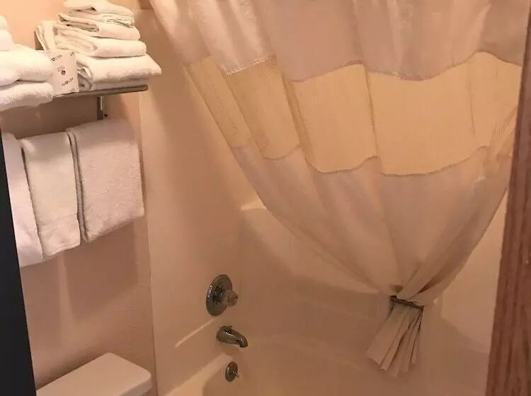 هتل Super 8 By Wyndham Rapid City