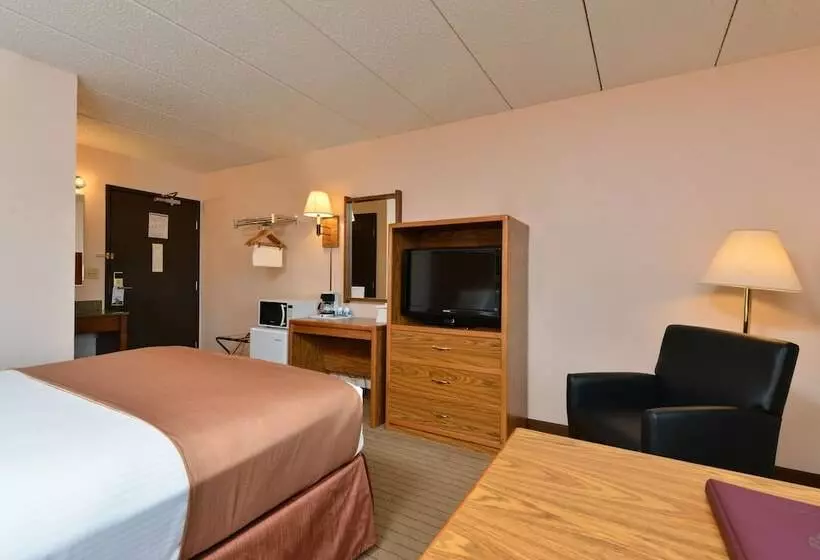 هتل Super 8 By Wyndham Rapid City