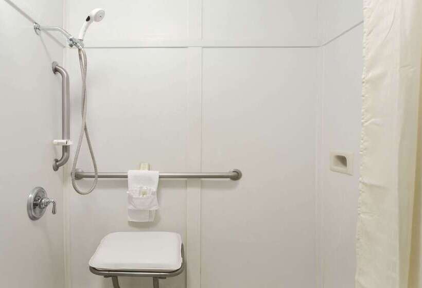 Отель Super 8 By Wyndham Ridgecrest