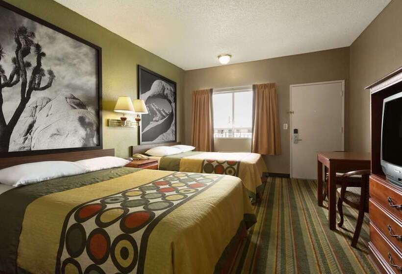 Отель Super 8 By Wyndham Ridgecrest