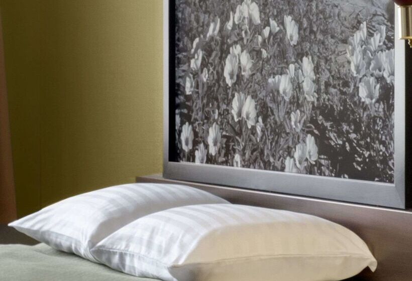 Отель Super 8 By Wyndham Ridgecrest