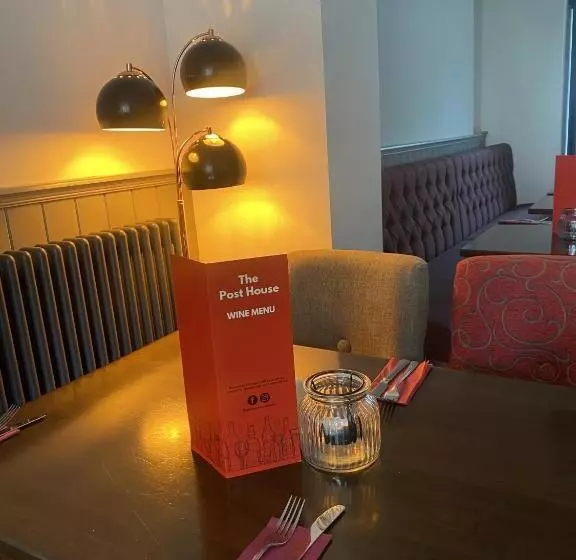 Отель The Post House, Llandudno