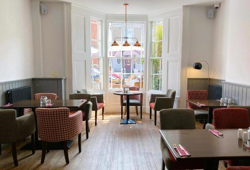 בית מלון כפרי The Post House, Llandudno