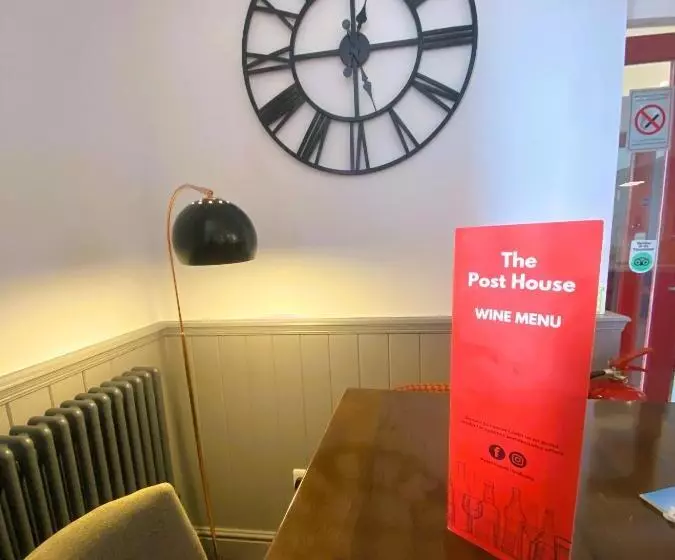 Отель The Post House, Llandudno