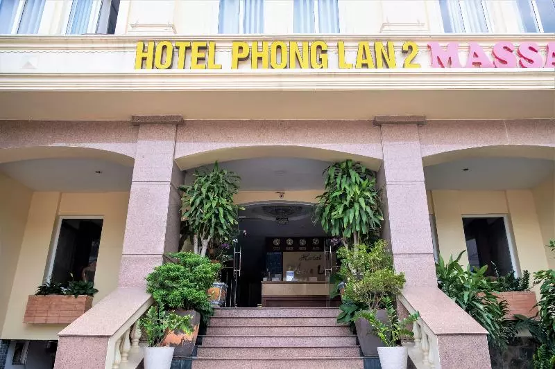 هتل Phong Lan 2