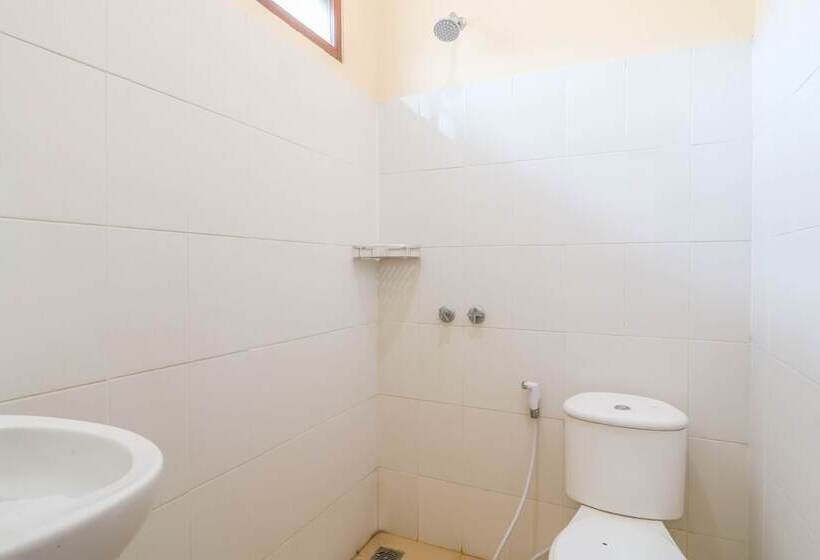 Otel Wisma Guntur Ii By Oyo Rooms