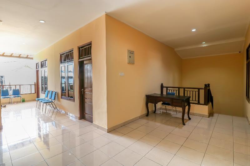 Otel Wisma Guntur Ii By Oyo Rooms