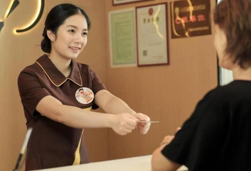 Iu Hotel Meishan Sansuci Statue Square Zhuimeng City