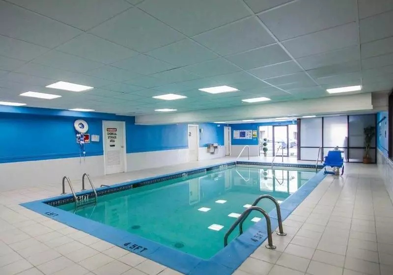 酒店 Americas Best Value Inn Torrington Ct