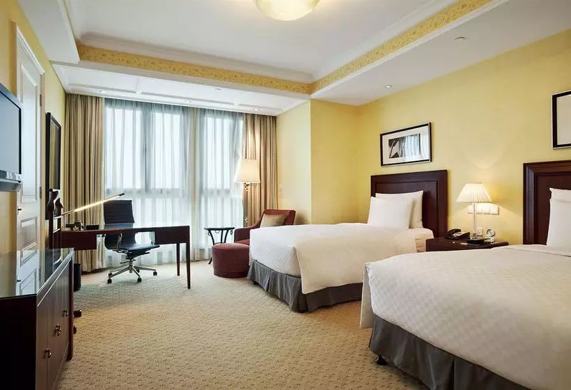 هتل Parkline Century Park Shanghai