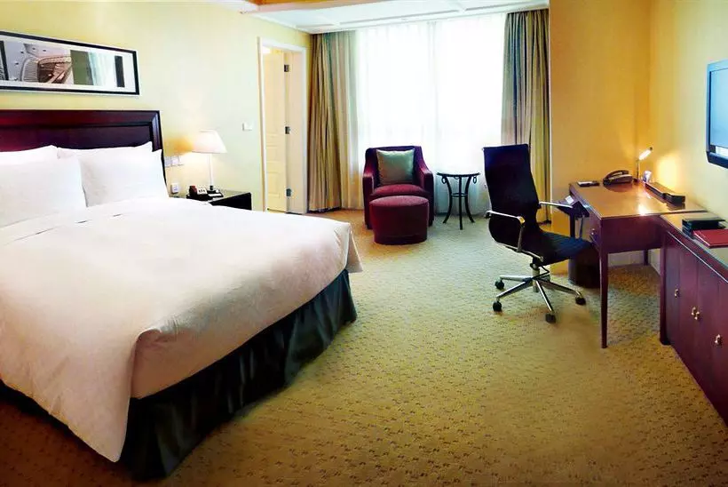 هتل Parkline Century Park Shanghai