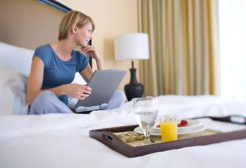 هتل Doubletree Suites By Hilton Anaheim Rsrt Conv Cntr