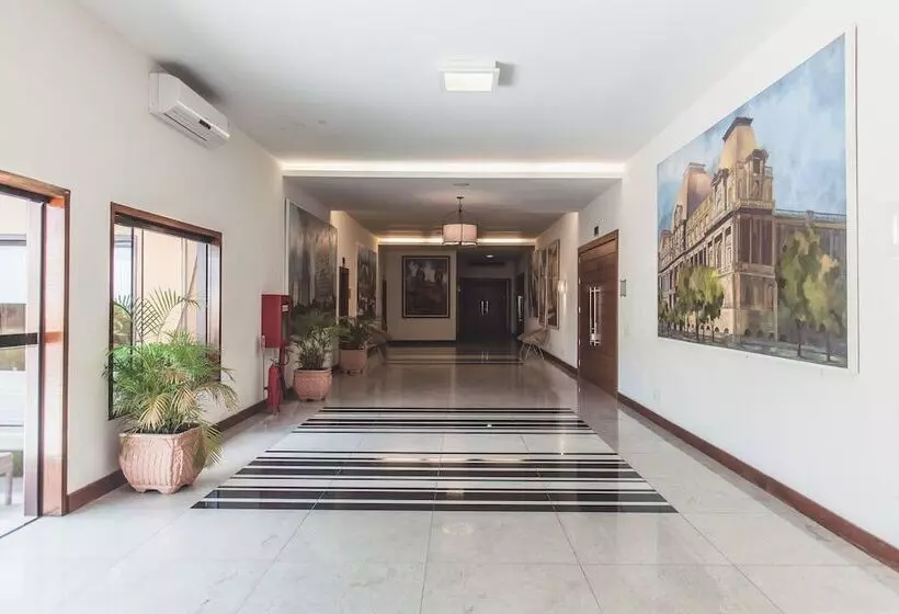 Отель Ferradura Resort