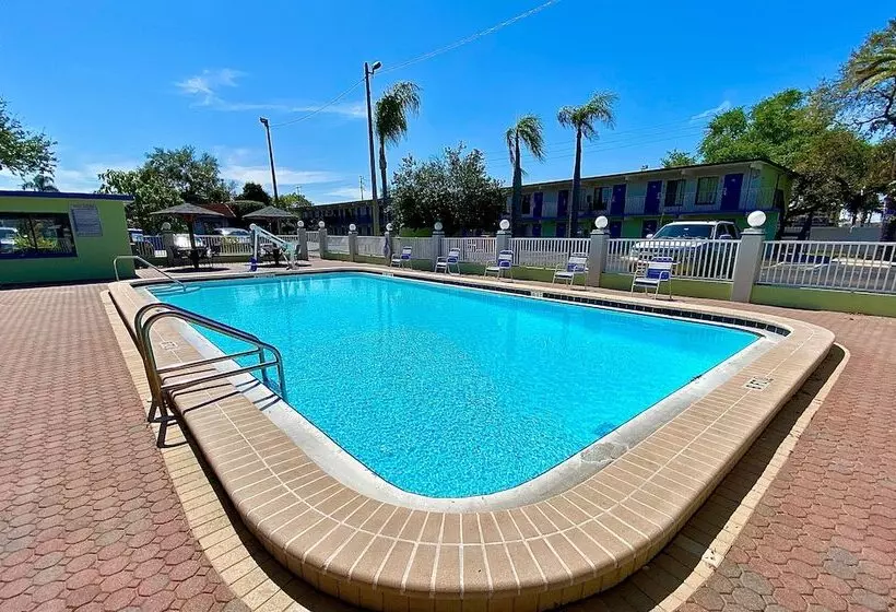 Отель Gulf Way Inn