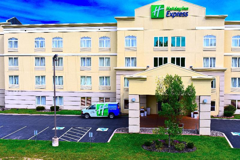 فندق Holiday Inn Express Syracuse Fairgrounds, An Ihg