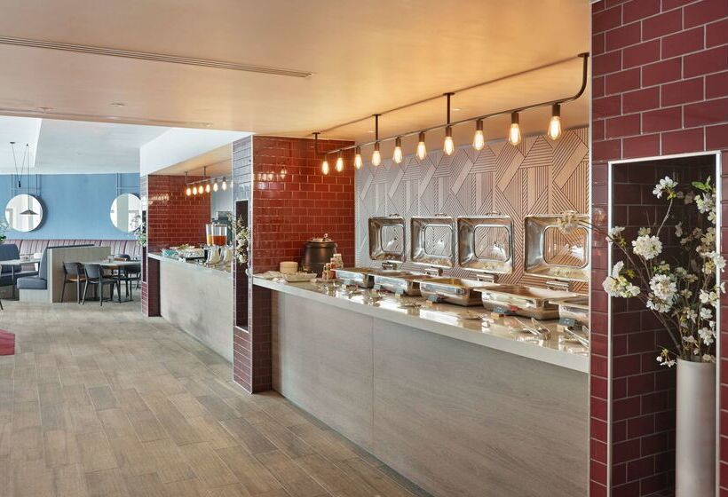 فندق Hyatt Place London Heathrow Airport