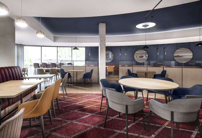 فندق Hyatt Place London Heathrow Airport