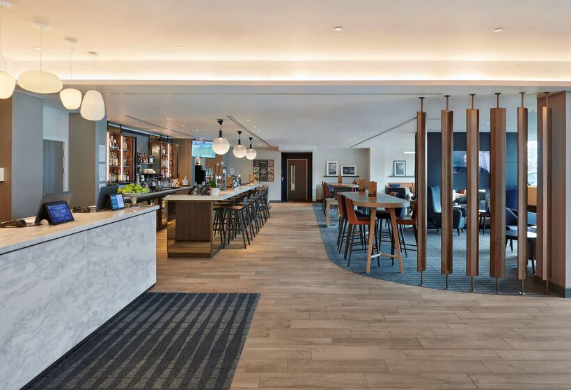 فندق Hyatt Place London Heathrow Airport