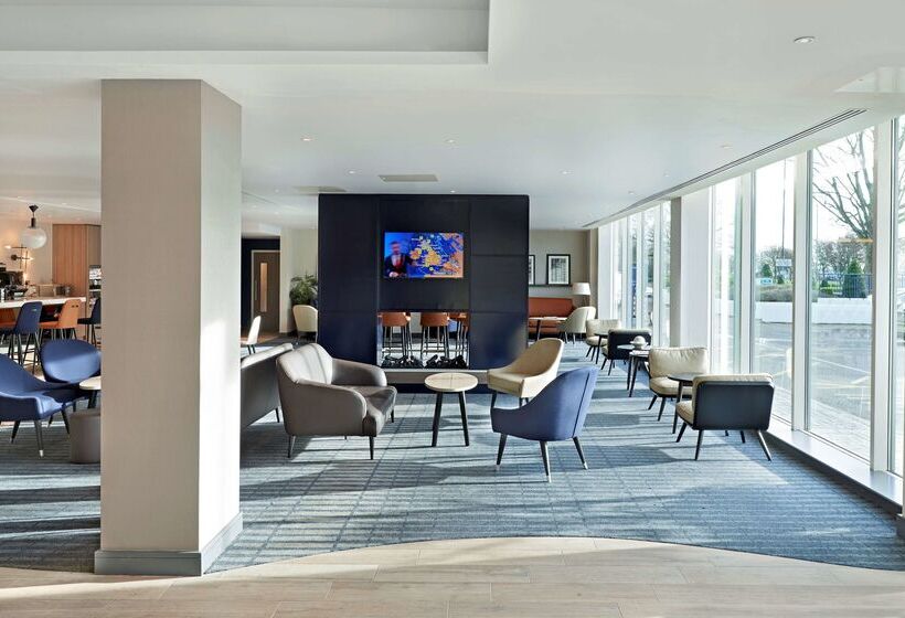 فندق Hyatt Place London Heathrow Airport