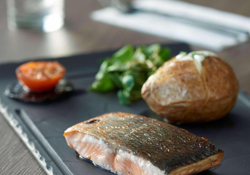 فندق Hyatt Place London Heathrow Airport