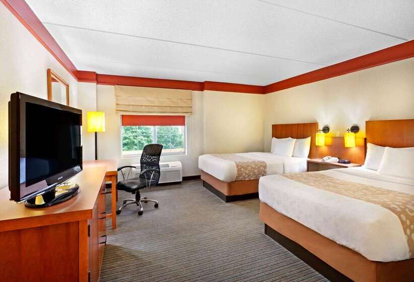 Отель La Quinta By Wyndham Houston Southwest