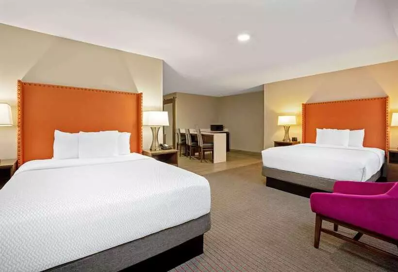 ホテル La Quinta By Wyndham Seattle Federal Way