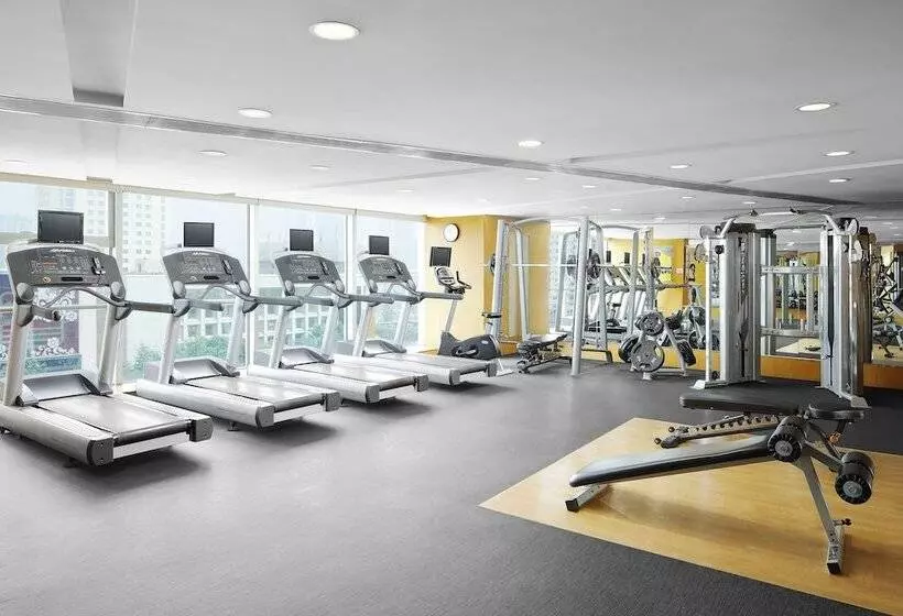 ホテル New World Wuhan