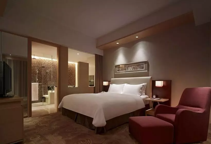 ホテル New World Wuhan