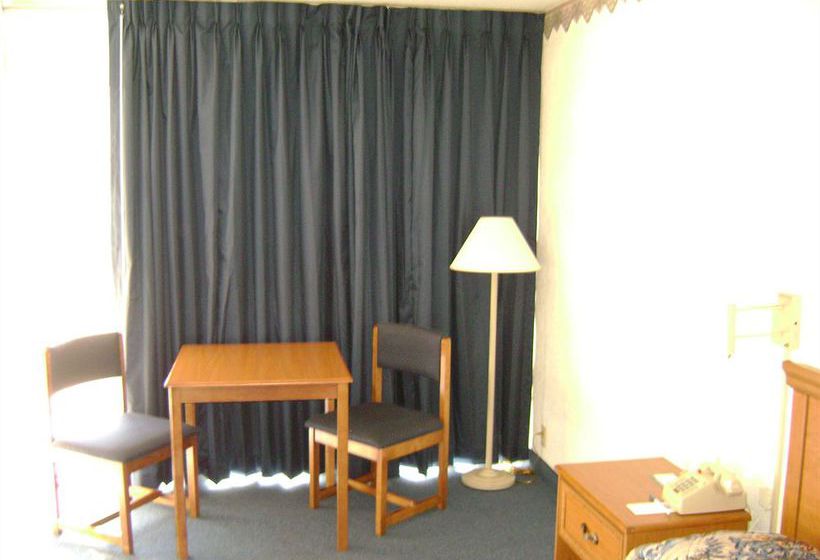 فندق Rodeway Inn & Conference Center