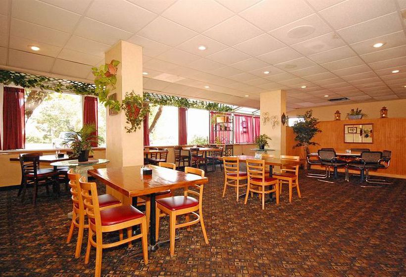 فندق Rodeway Inn & Conference Center