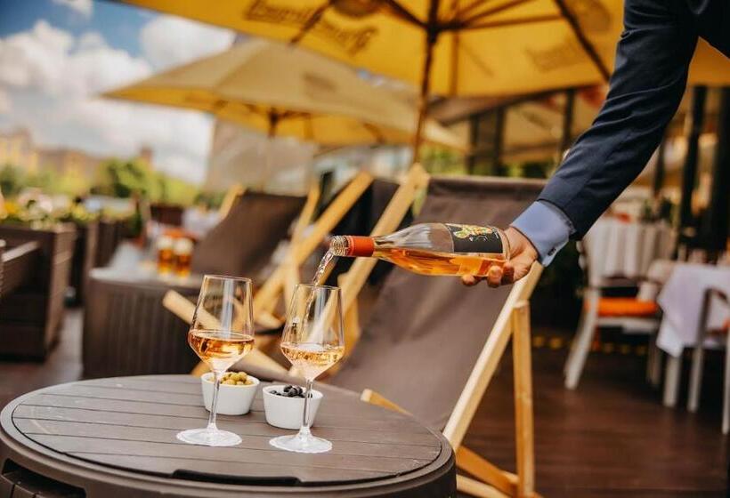 Iris Hotel Eden   Czech Leading Hotels