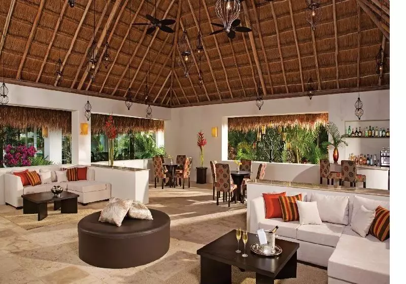 리조트 Secrets Aura Cozumel   Adults Only