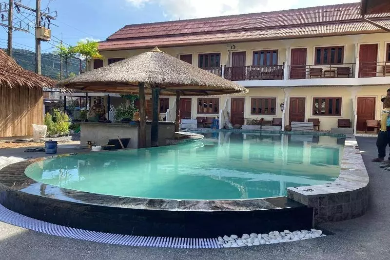 Hotelli Ginis Beach Resort