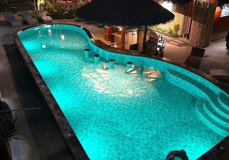 בית מלון כפרי Ginis Beach Resort