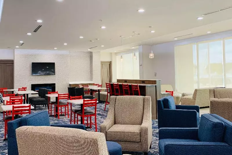 Hotelli La Quinta Inn & Suites By Wyndham Red Oak Tx Ih 35e