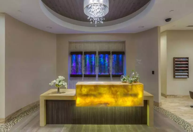 בית מלון כפרי Aliante Casino &