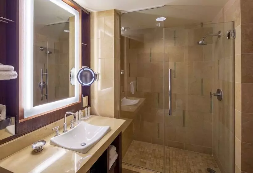 בית מלון כפרי Aliante Casino &