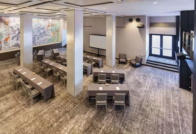 Отель Andaz San Diego, By Hyatt