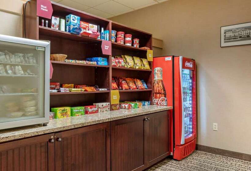 فندق Comfort Suites Downtown Carlisle