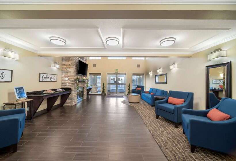 בית מלון כפרי Comfort Suites Red Bluff Near I5