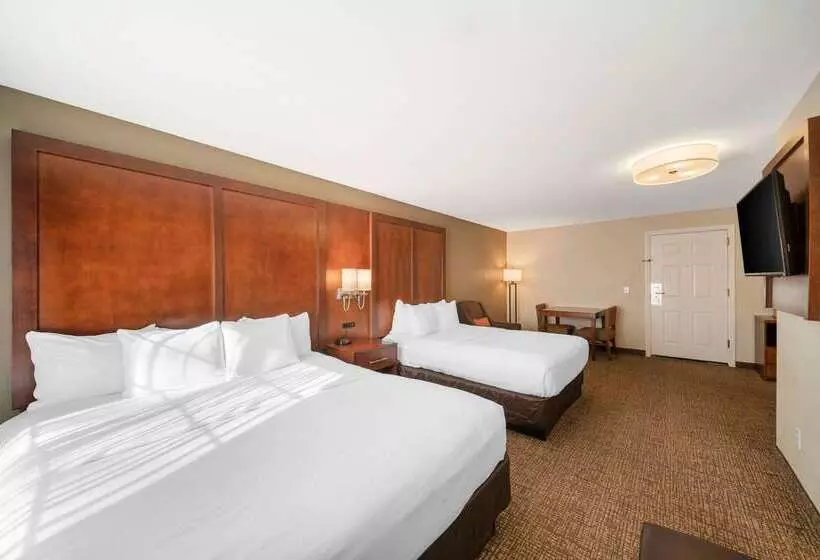 Отель Comfort Suites Red Bluff Near I5