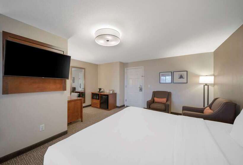 בית מלון כפרי Comfort Suites Red Bluff Near I5
