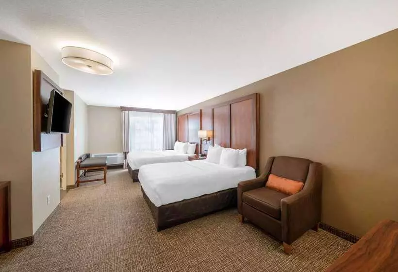 Отель Comfort Suites Red Bluff Near I5