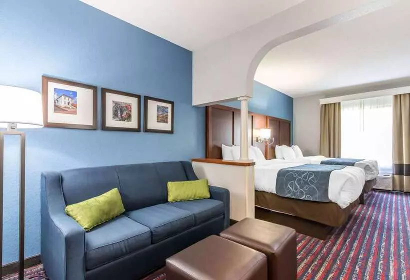 هتل Comfort Suites St Charlesst Louis