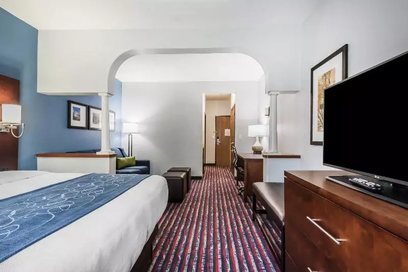 هتل Comfort Suites St Charlesst Louis