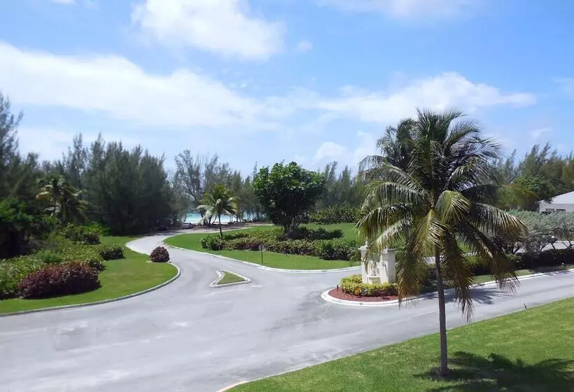 هتل Dundee Bay Villas