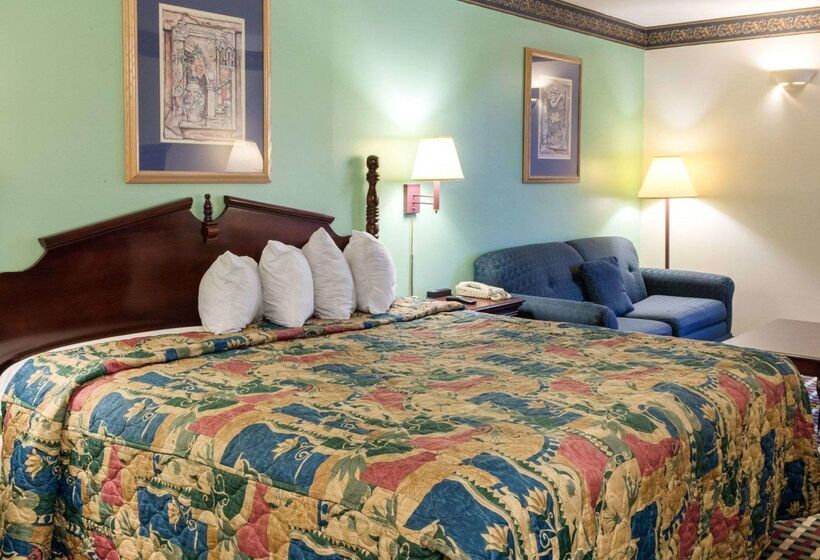 בית מלון כפרי Econo Lodge Near Fort Gregg Adams I 295